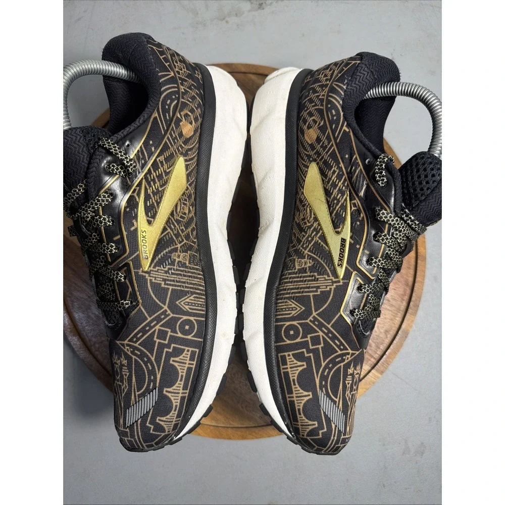 Brooks Ghost 12 NYC Marathon Women's 9.5 Black Gold Limited Edition 1203051B026